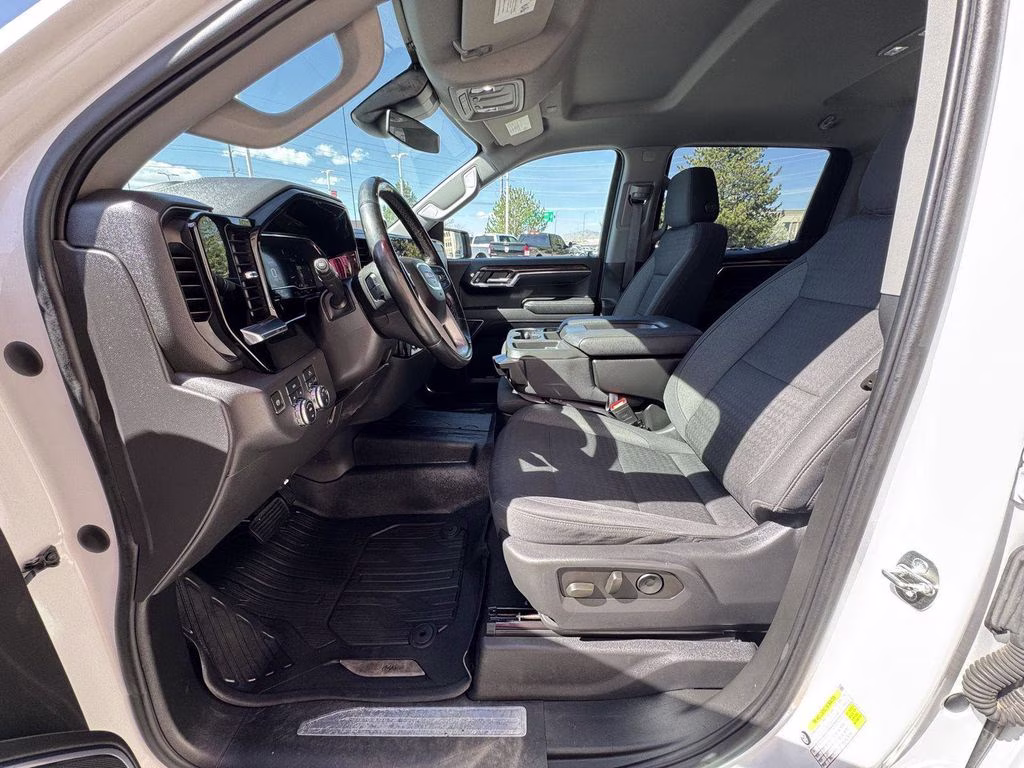 2023 Summit White GMC Sierra 1500 SLE 4X4 Truck