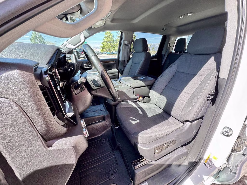 2023 Summit White GMC Sierra 1500 SLE 4X4 Truck