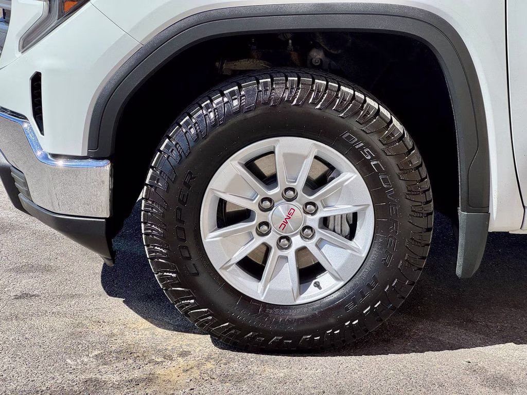 2023 Summit White GMC Sierra 1500 SLE 4X4 Truck