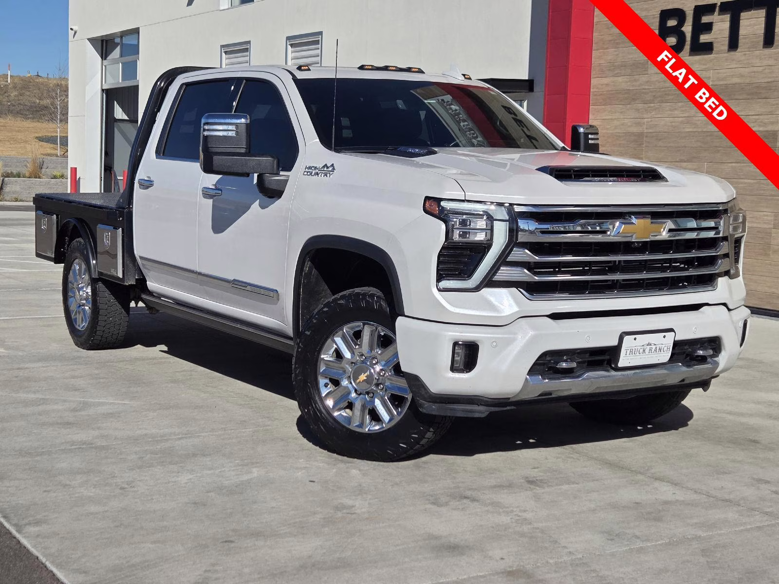 2024 Iridescent Pearl Tricoat Chevrolet Silverado 3500HD High Country 4X4 Truck