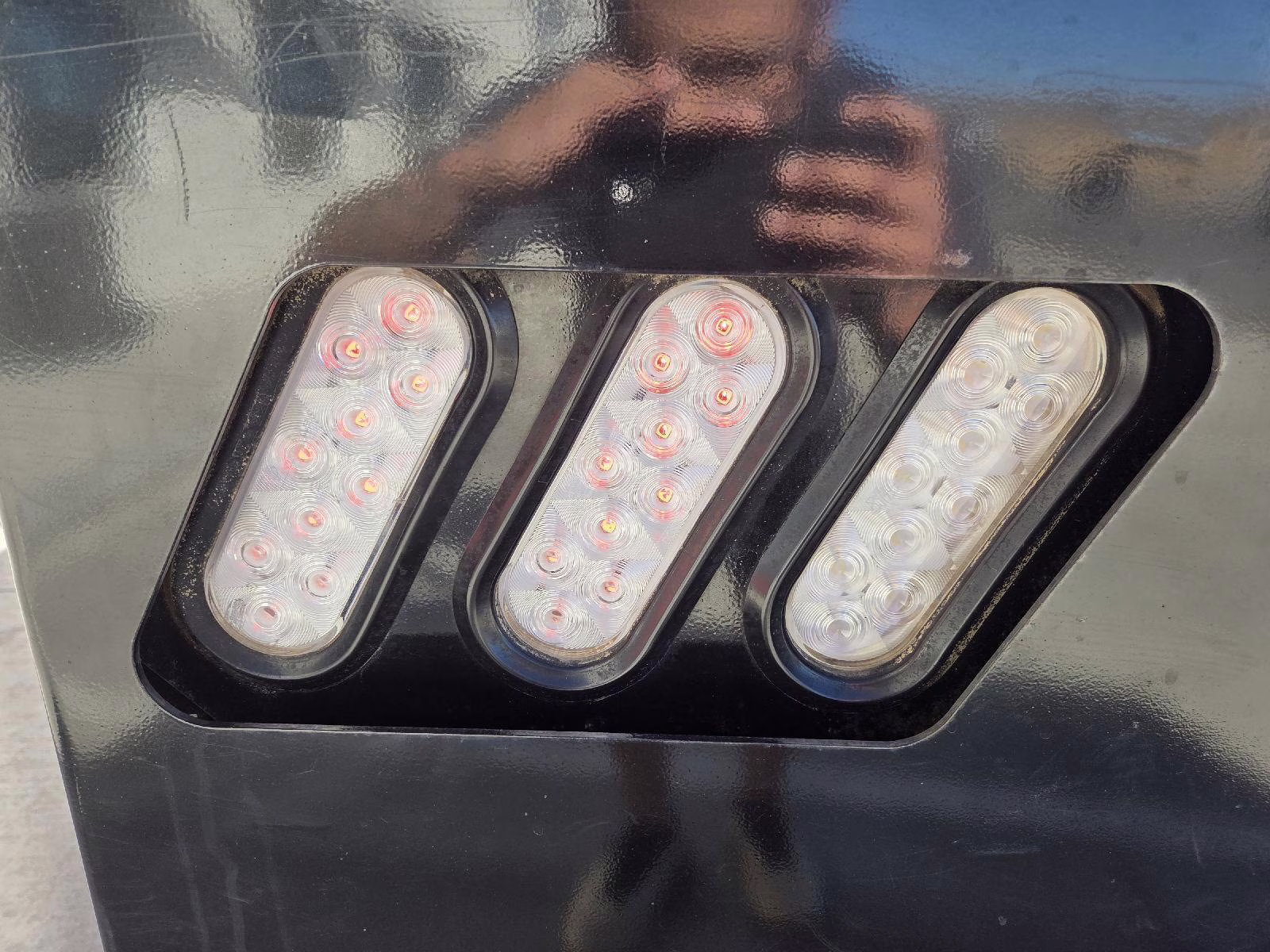 2024 Iridescent Pearl Tricoat Chevrolet Silverado 3500HD High Country 4X4 Truck