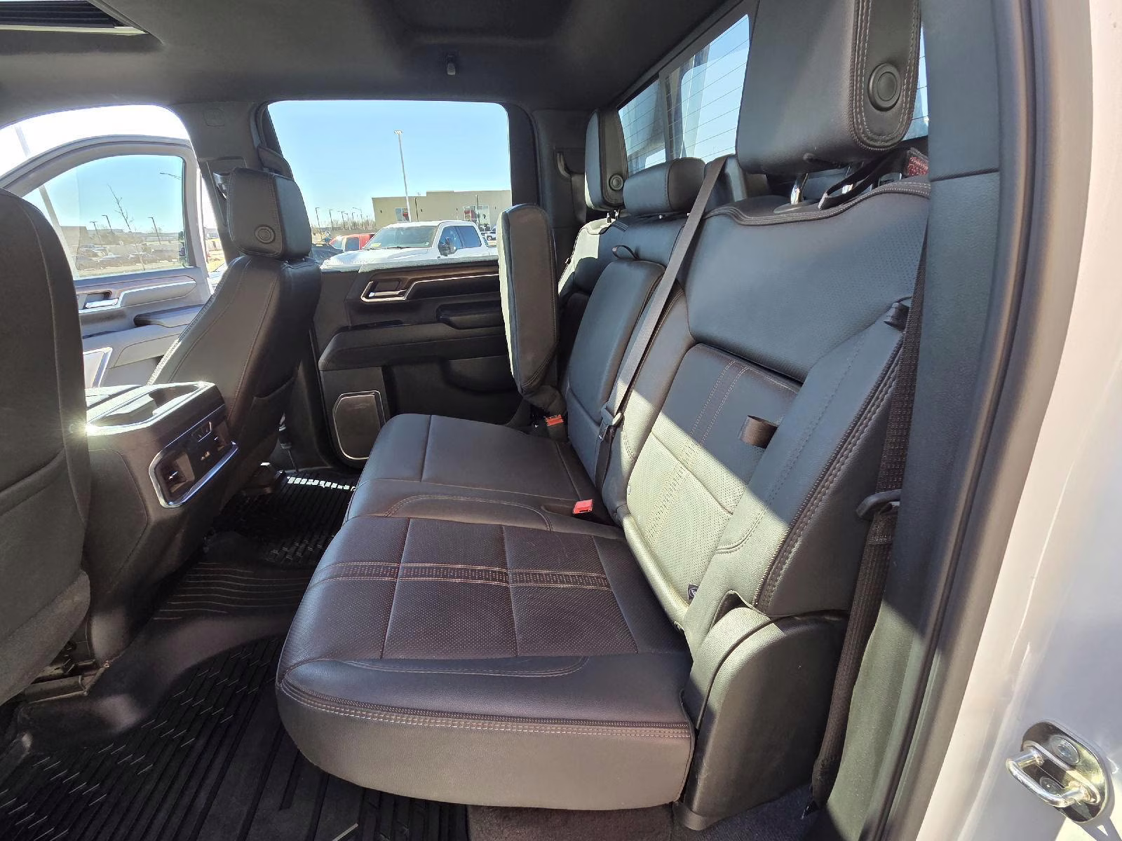 2024 Iridescent Pearl Tricoat Chevrolet Silverado 3500HD High Country 4X4 Truck