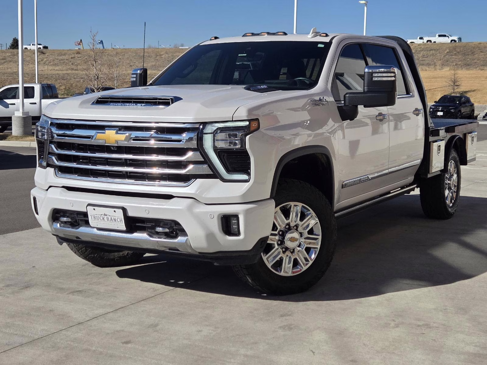 2024 Iridescent Pearl Tricoat Chevrolet Silverado 3500HD High Country 4X4 Truck