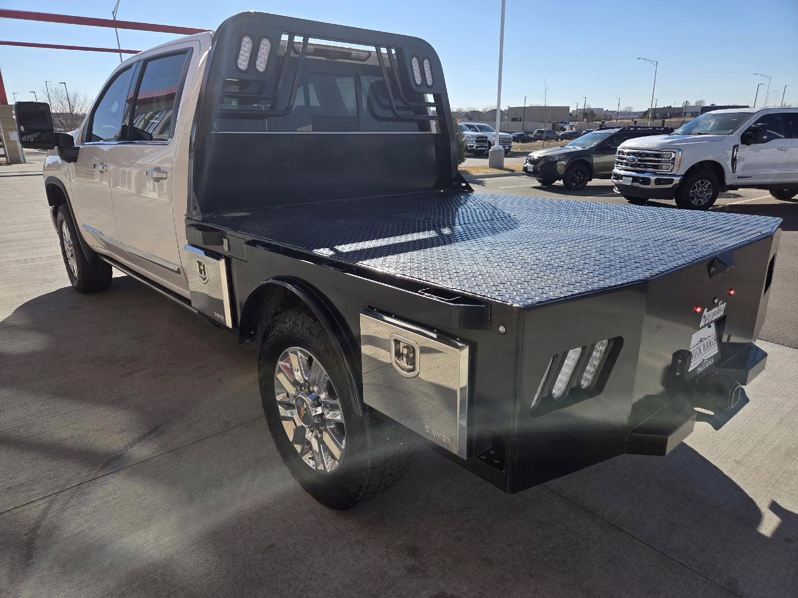 2024 Iridescent Pearl Tricoat Chevrolet Silverado 3500HD High Country 4X4 Truck