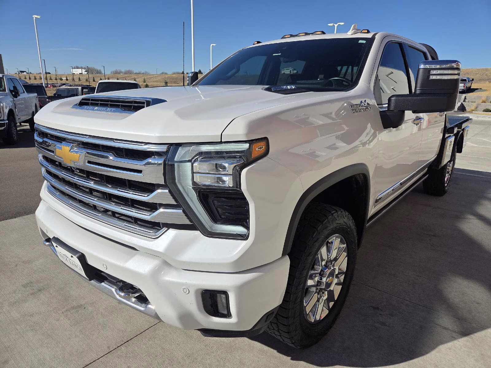 2024 Iridescent Pearl Tricoat Chevrolet Silverado 3500HD High Country 4X4 Truck