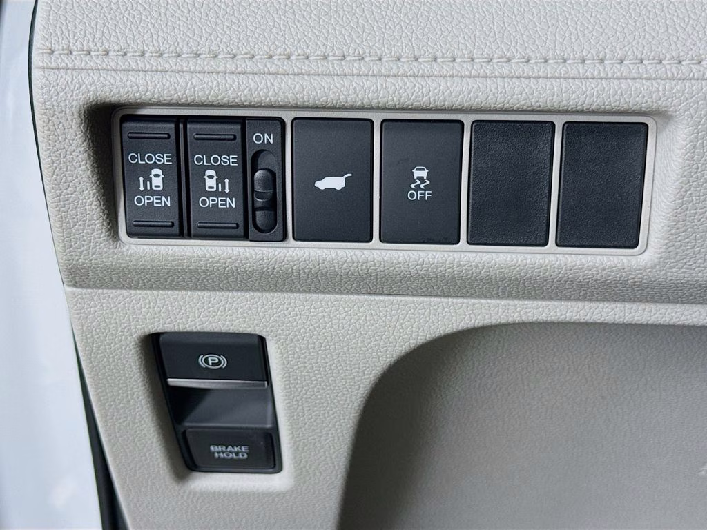 2026 Platinum White Pearl Honda Odyssey EX-L FWD Van