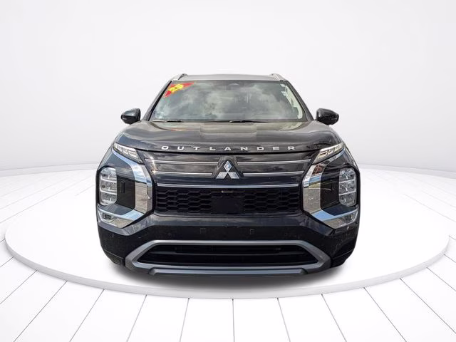 2025 Black Diamond/Alloy Silver Roof Mitsubishi Outlander Platinum Edition AWD SUV