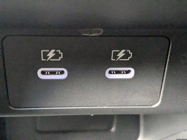 2025 Black Diamond/Alloy Silver Roof Mitsubishi Outlander Platinum Edition AWD SUV