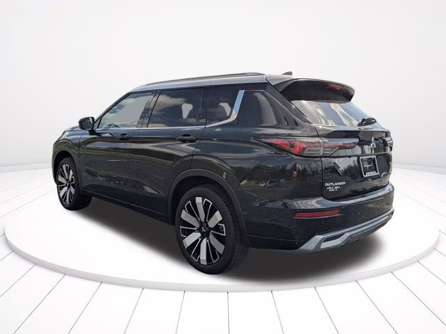 2025 Black Diamond/Alloy Silver Roof Mitsubishi Outlander Platinum Edition AWD SUV