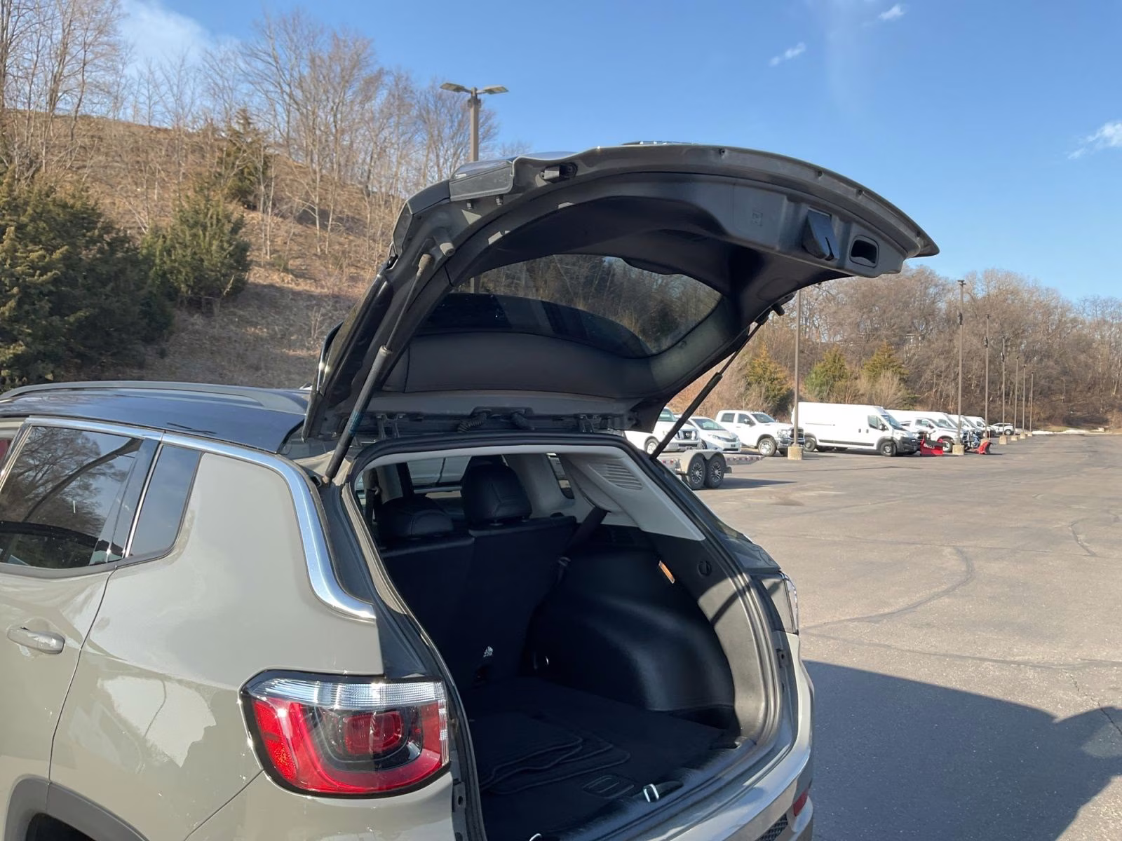 2022 Sting-Gray Clearcoat Jeep Compass Limited 4X4 SUV