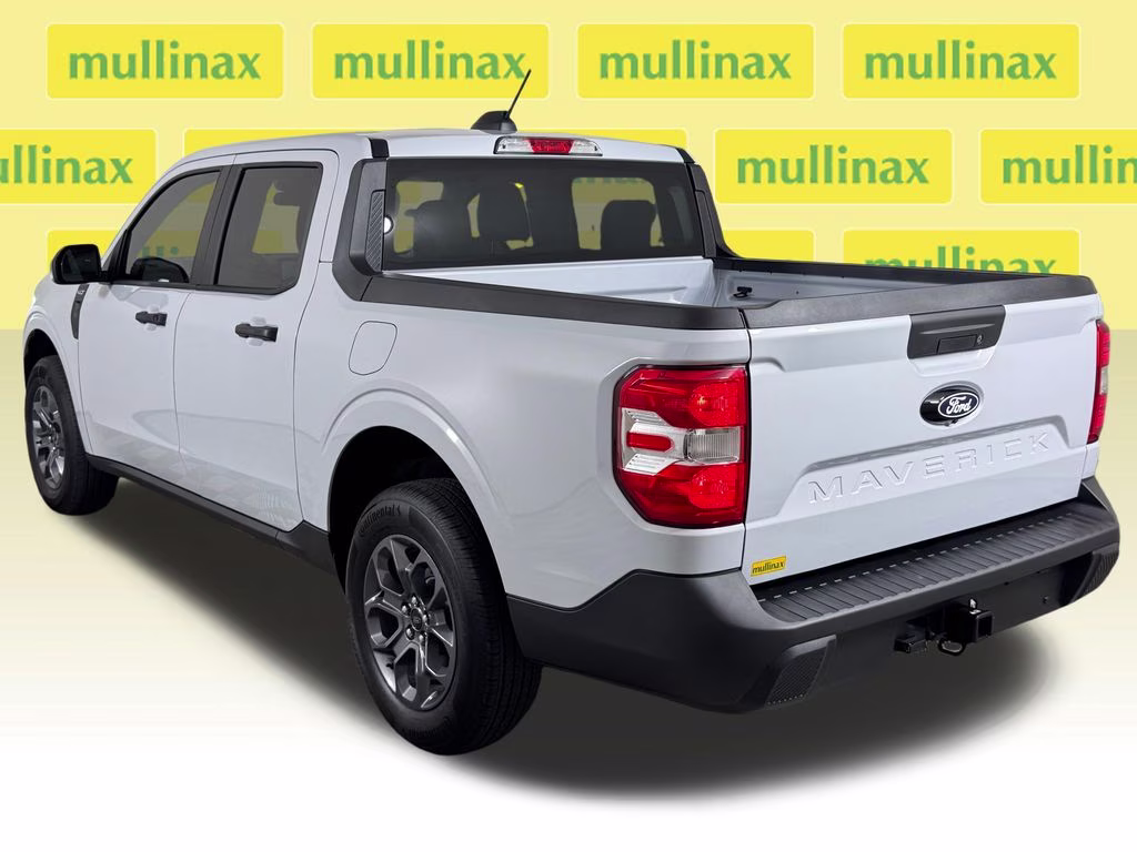 2026 Space White Metallic Ford Maverick XLT FWD Truck