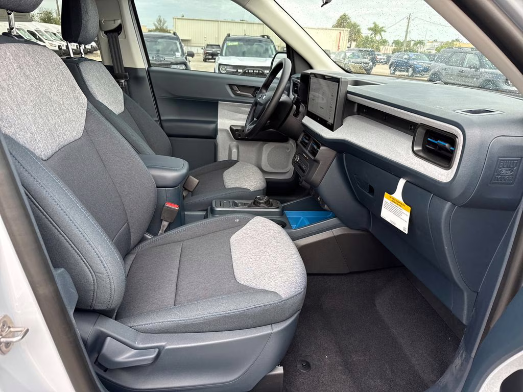 2026 Space White Metallic Ford Maverick XLT FWD Truck