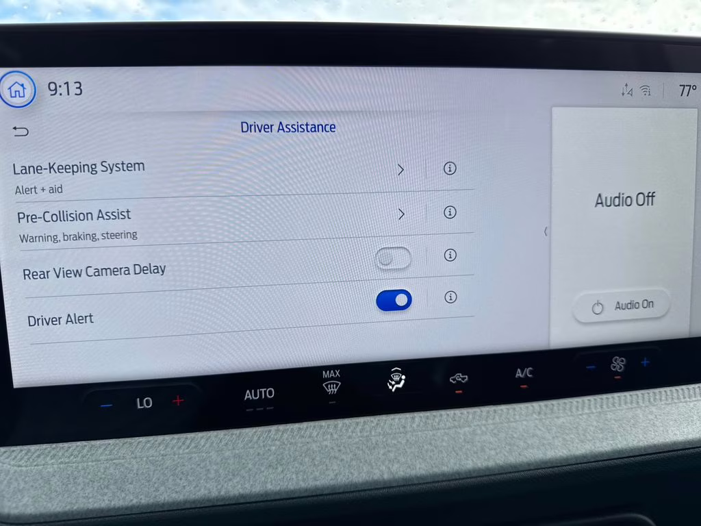 2026 Space White Metallic Ford Maverick XLT FWD Truck