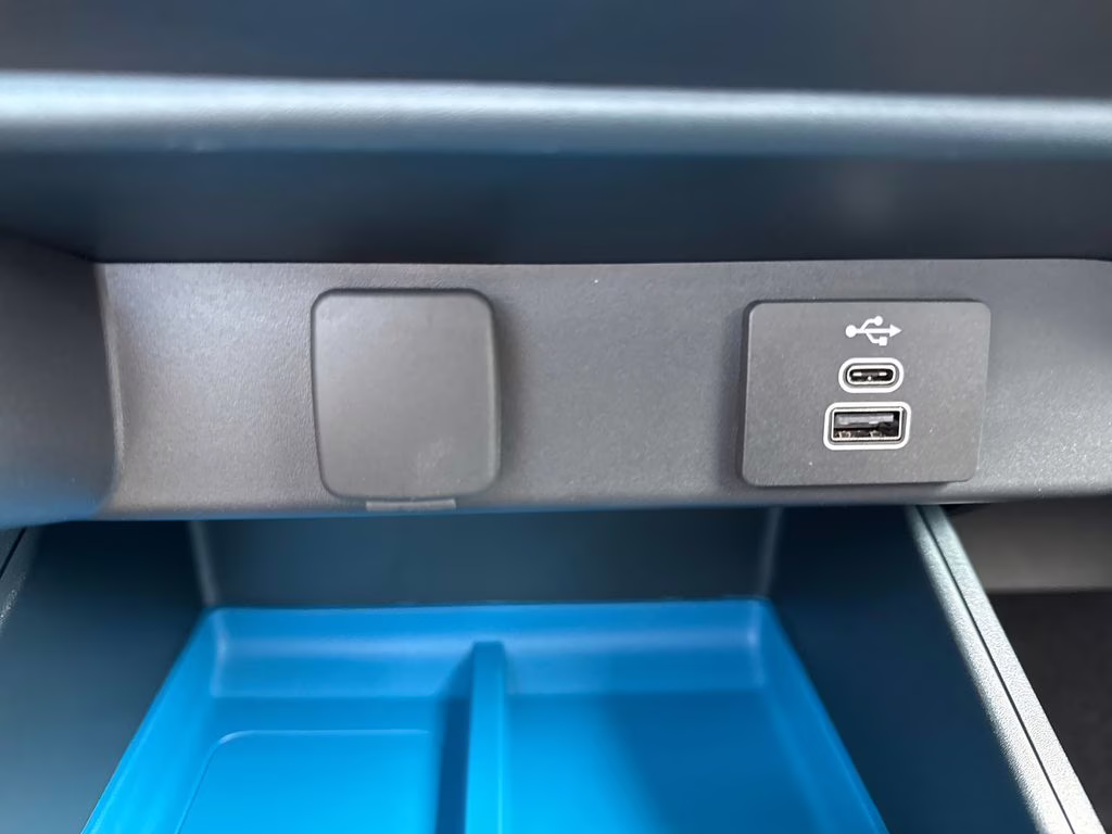 2026 Space White Metallic Ford Maverick XLT FWD Truck