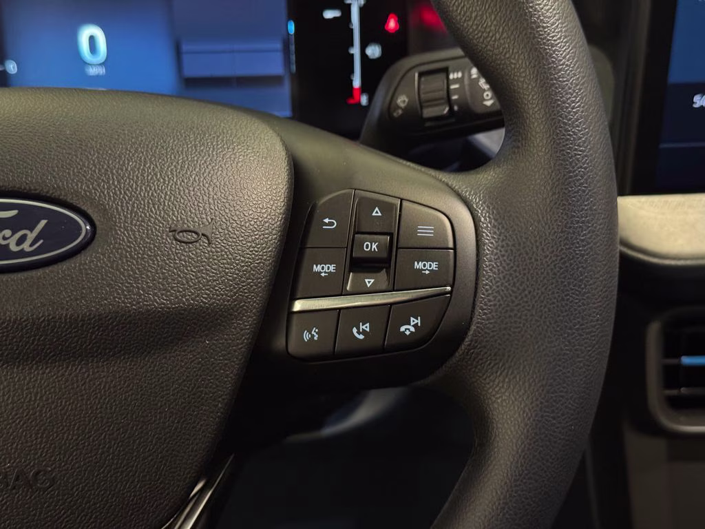 2026 Space White Metallic Ford Maverick XLT FWD Truck