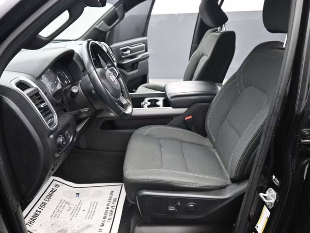 2022 Diamond Black Crystal Pearlcoat Ram 1500 Big Horn/Lone Star 4X4 Truck