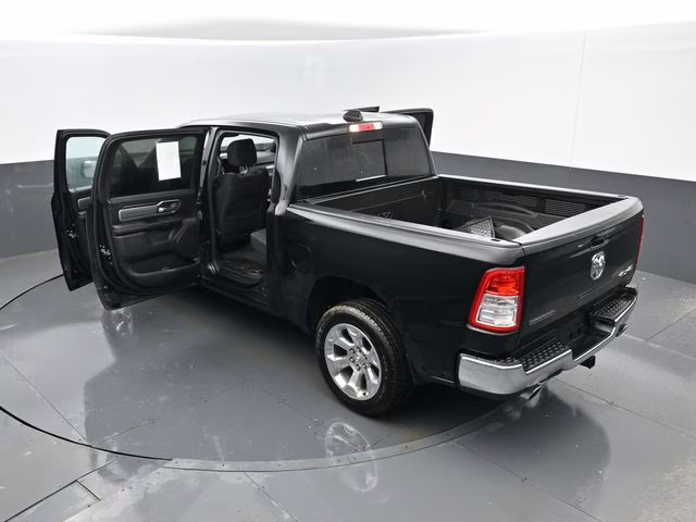 2022 Diamond Black Crystal Pearlcoat Ram 1500 Big Horn/Lone Star 4X4 Truck
