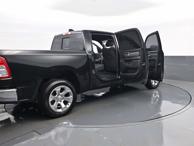 2022 Diamond Black Crystal Pearlcoat Ram 1500 Big Horn/Lone Star 4X4 Truck