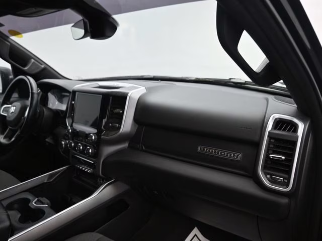 2022 Diamond Black Crystal Pearlcoat Ram 1500 Big Horn/Lone Star 4X4 Truck