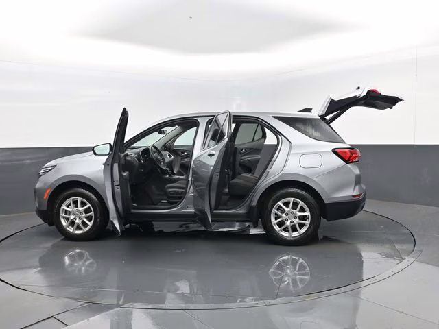 2024 Sterling Gray Metallic Chevrolet Equinox LT AWD SUV