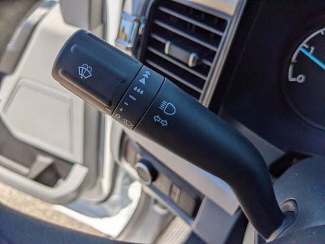 2026 Oxford White Ford Super Duty F-350 DRW XL 4X4 Chassis