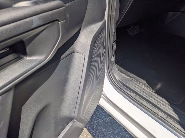 2025 Oxford White Ford Ranger XL RWD Truck