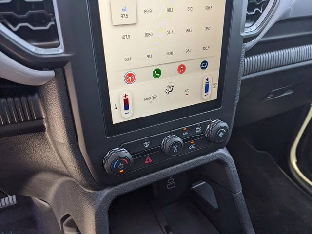 2025 Oxford White Ford Ranger XL RWD Truck