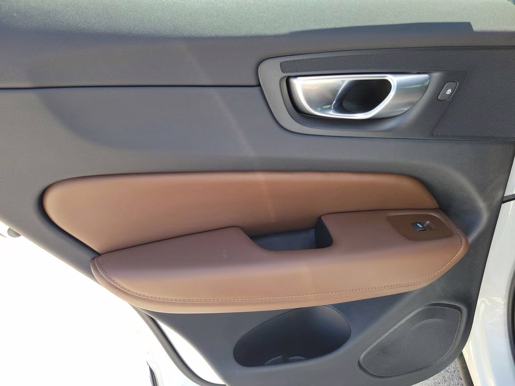 2024 Crystal White Metallic Volvo XC60 Plus Dark Theme AWD SUV