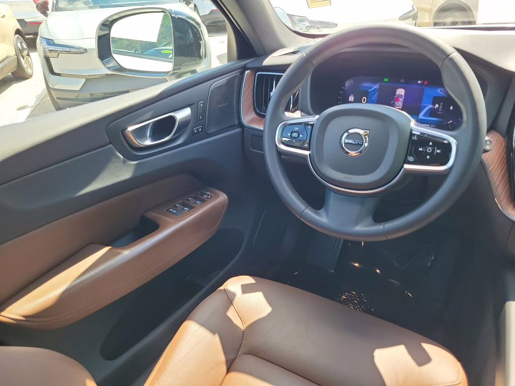 2024 Crystal White Metallic Volvo XC60 Plus Dark Theme AWD SUV