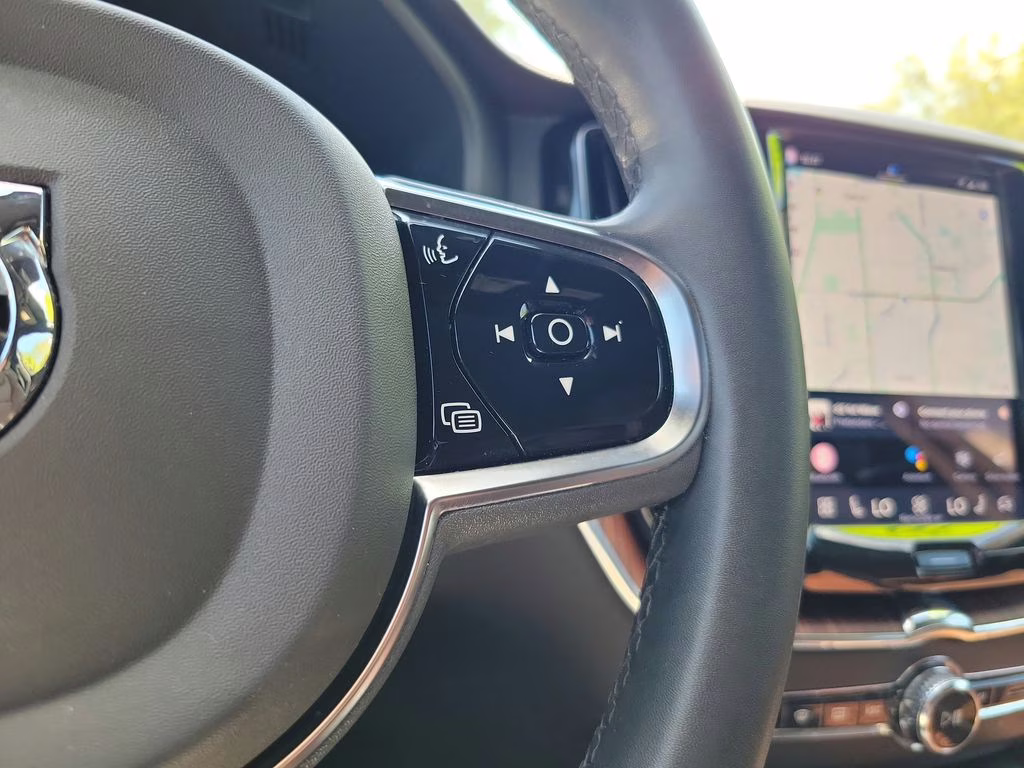 2024 Crystal White Metallic Volvo XC60 Plus Dark Theme AWD SUV