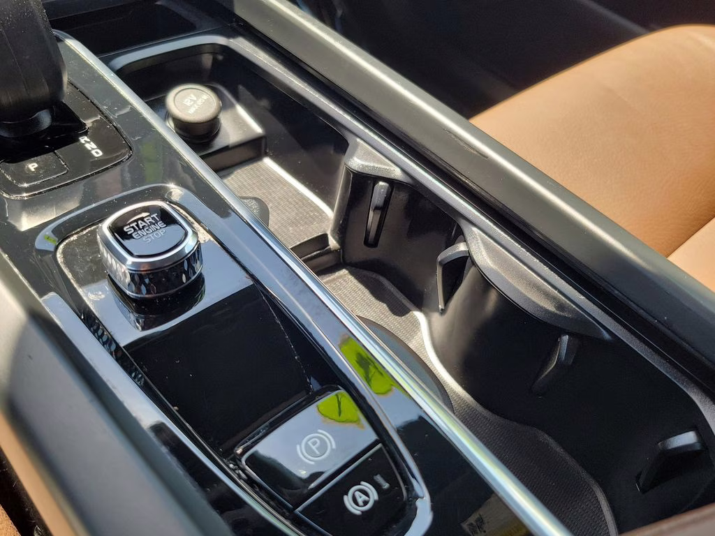 2024 Crystal White Metallic Volvo XC60 Plus Dark Theme AWD SUV