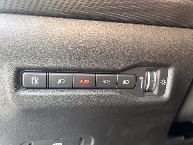 2026 Bright White Clearcoat Jeep Cherokee Limited 4X4 SUV