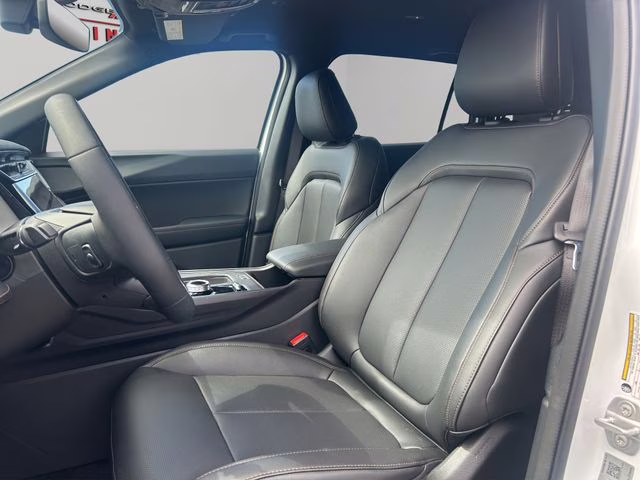 2026 Bright White Clearcoat Jeep Cherokee Limited 4X4 SUV