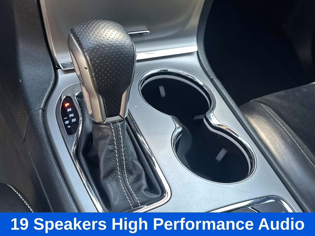 2017 Diamond Black Crystal Pearlcoat Jeep Grand Cherokee SRT 4X4 SUV