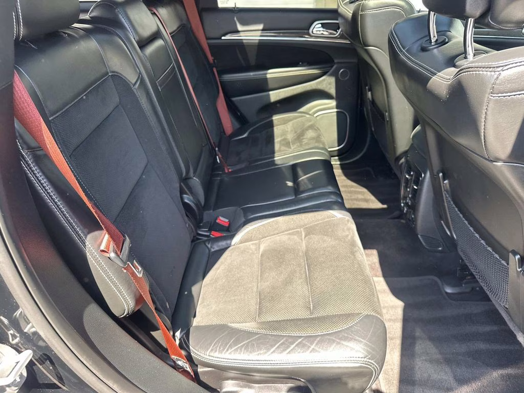 2017 Diamond Black Crystal Pearlcoat Jeep Grand Cherokee SRT 4X4 SUV