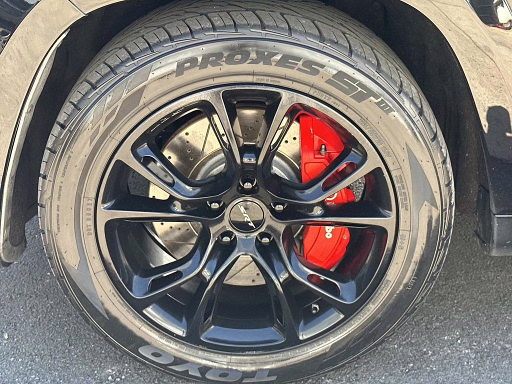 2017 Diamond Black Crystal Pearlcoat Jeep Grand Cherokee SRT 4X4 SUV