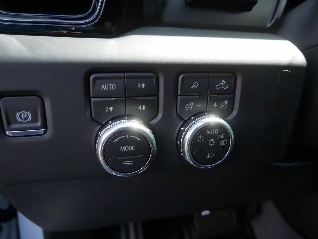 2026 Summit White GMC Sierra 1500 AT4 4X4 Truck