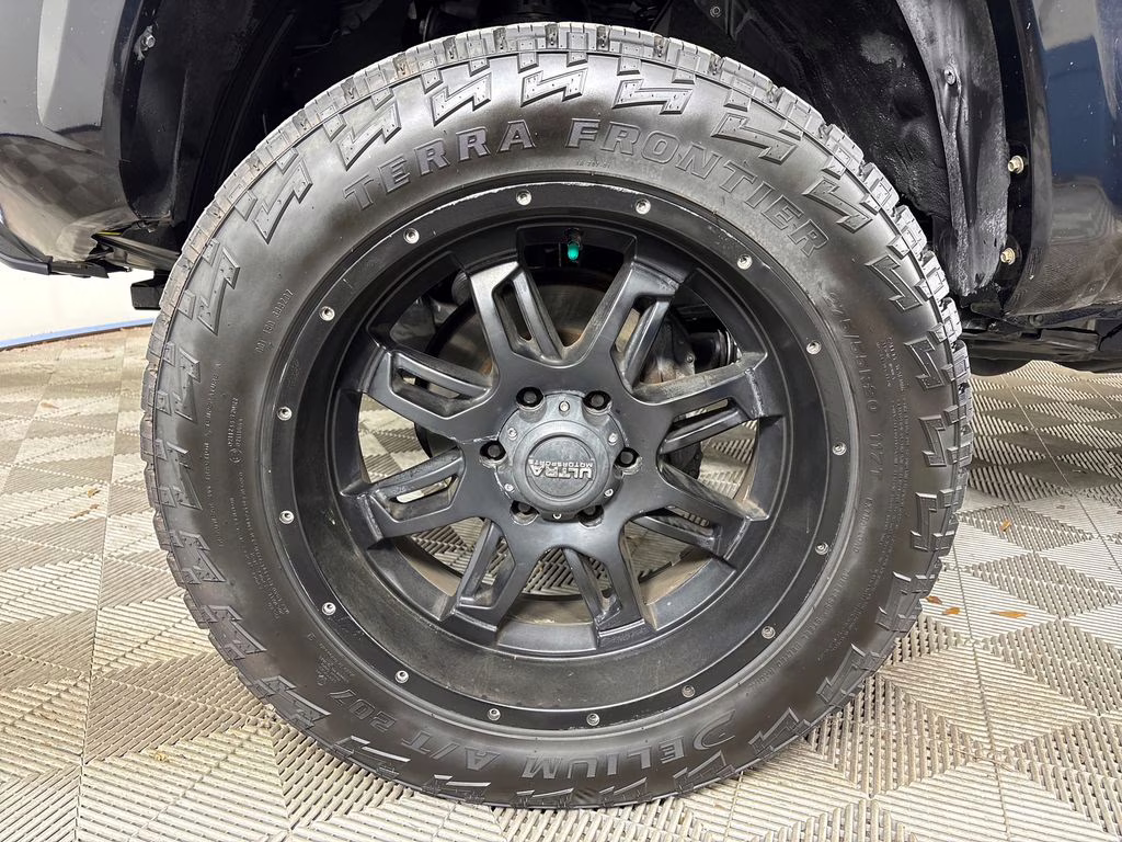 2022 Midnight Black Metallic Toyota Tacoma SR5 RWD Truck