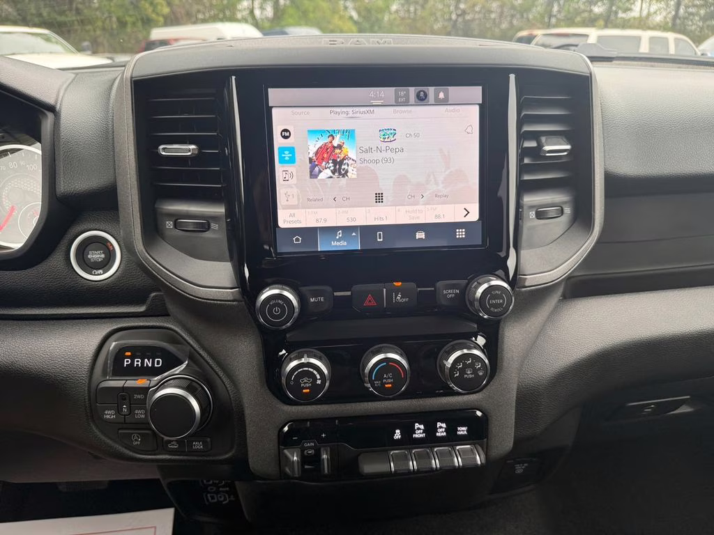 2026 Diamond Black Crystal Pearlcoat Ram 1500 Warlock 4X4 Truck