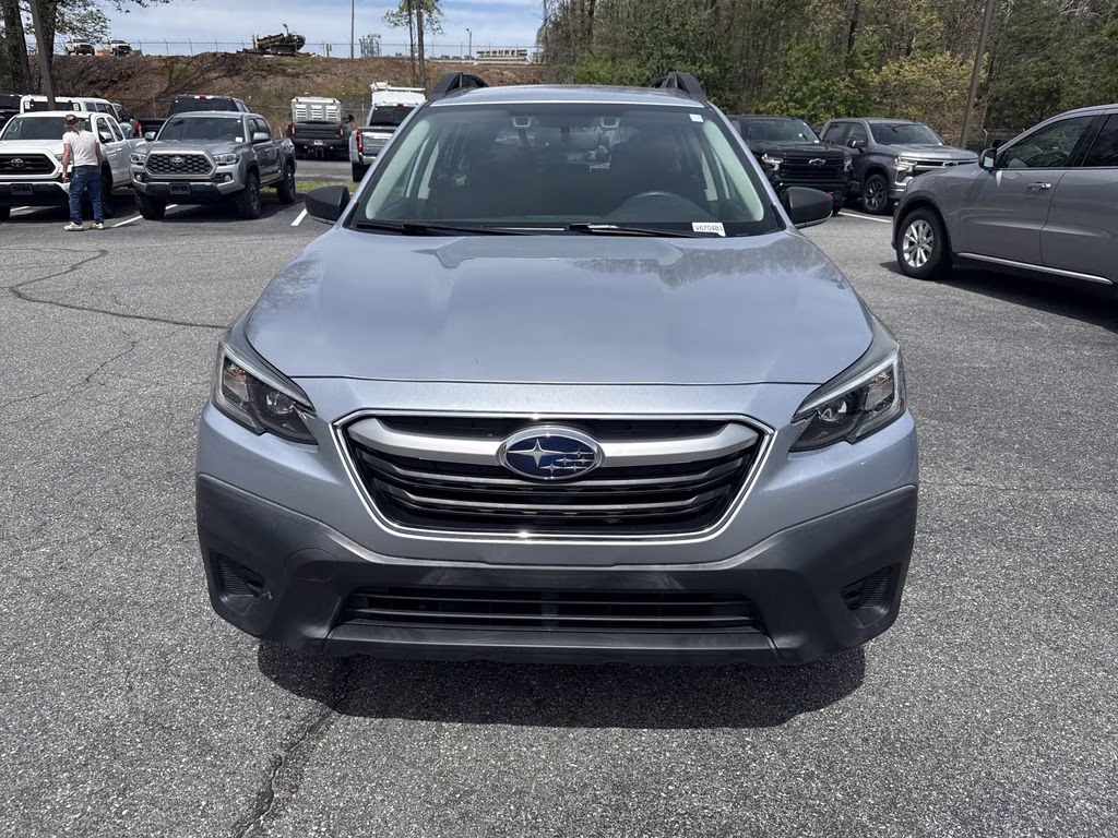 2020 Ice Silver Metallic Subaru Outback 2.5i AWD SUV