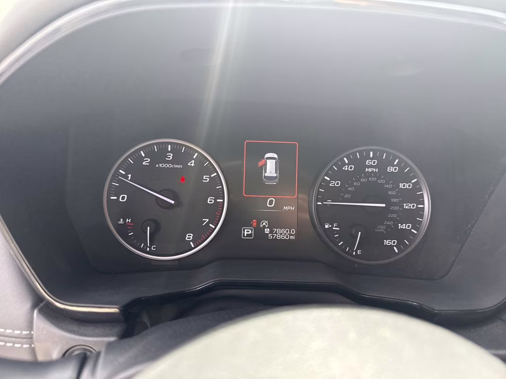 2020 Ice Silver Metallic Subaru Outback 2.5i AWD SUV