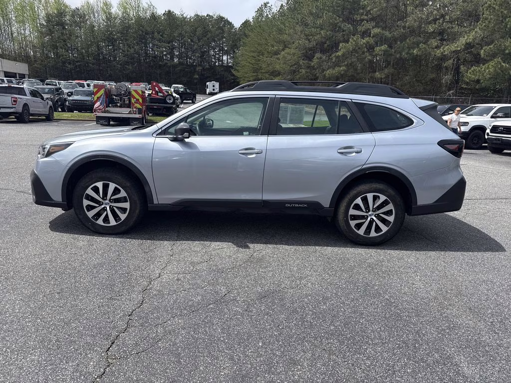 2020 Ice Silver Metallic Subaru Outback 2.5i AWD SUV