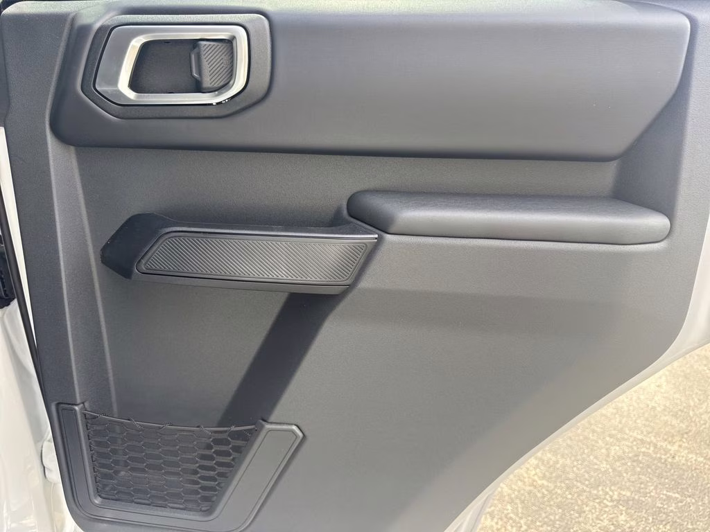 2026 Oxford White Ford Bronco Outer Banks 4X4 SUV