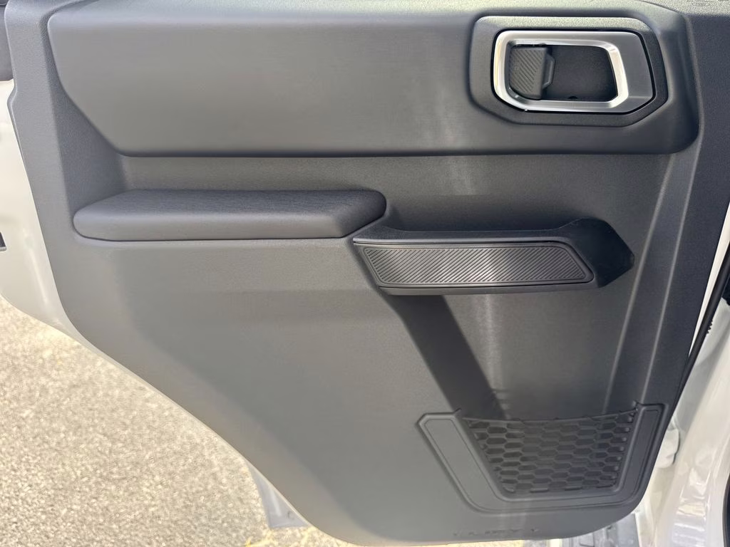 2026 Oxford White Ford Bronco Outer Banks 4X4 SUV