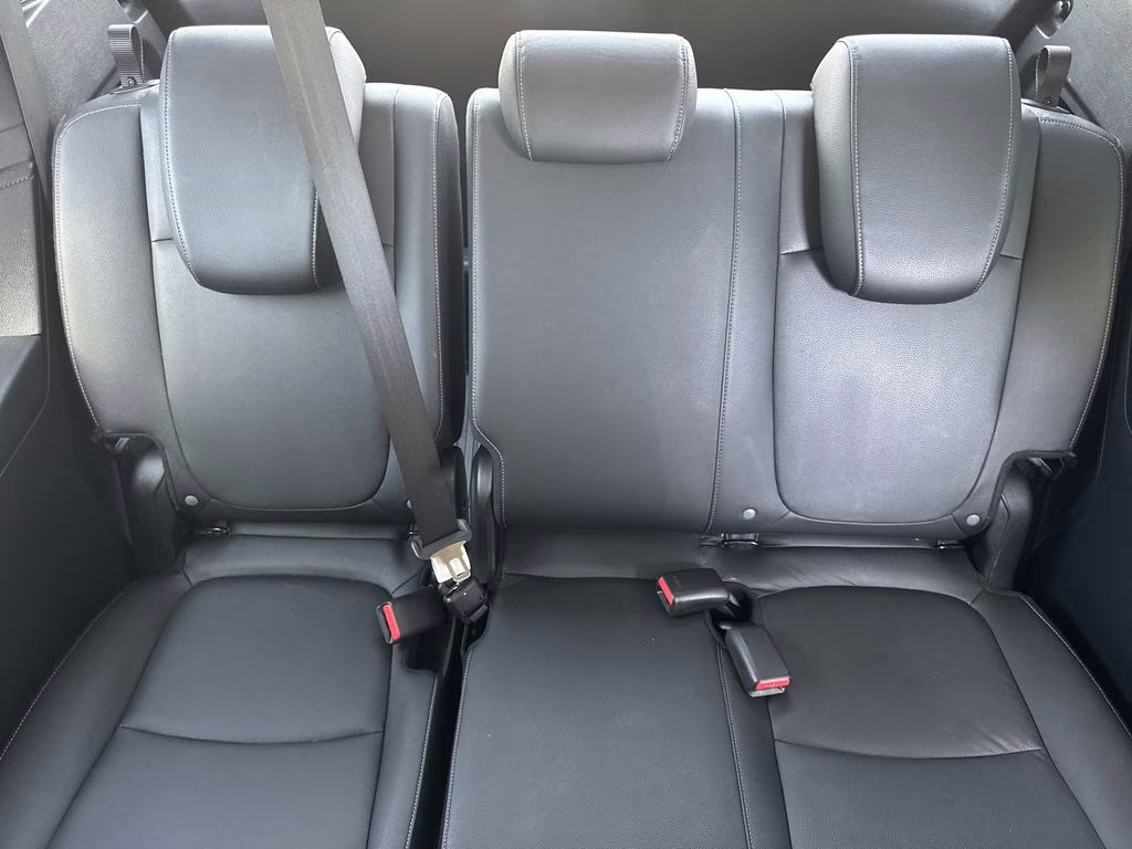 2024 Platinum White Pearl Honda Odyssey Touring FWD Van