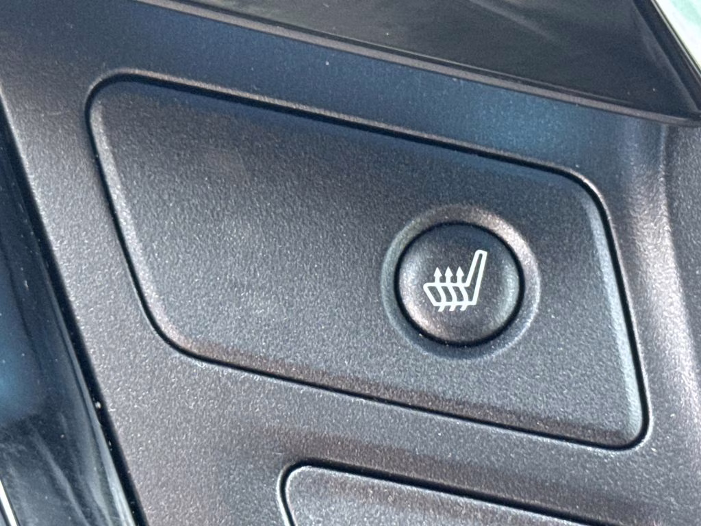 2024 Platinum White Pearl Honda Odyssey Touring FWD Van