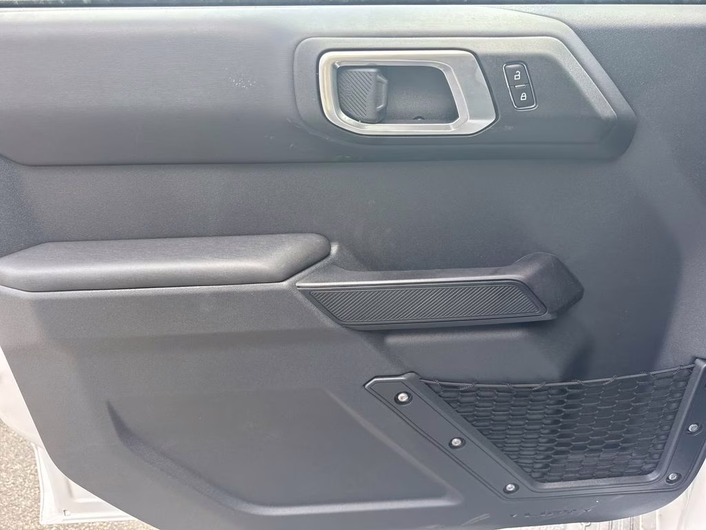 2026 Oxford White Ford Bronco Outer Banks 4X4 SUV