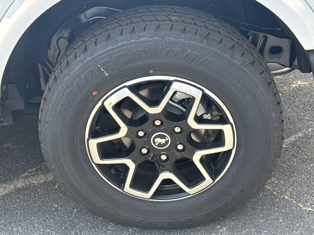 2026 Oxford White Ford Bronco Outer Banks 4X4 SUV