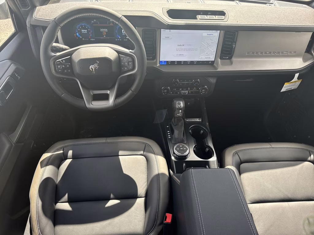 2026 Oxford White Ford Bronco Outer Banks 4X4 SUV