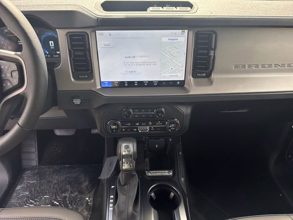 2026 Oxford White Ford Bronco Outer Banks 4X4 SUV